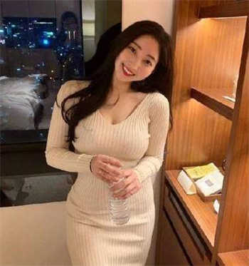 阿然和木木吃瓜视频