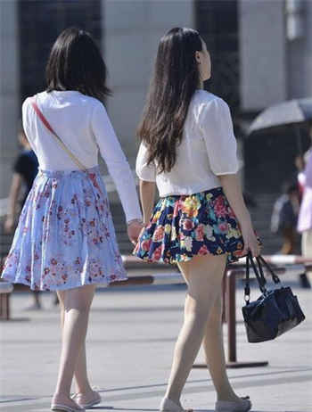 女主为凌雪薇