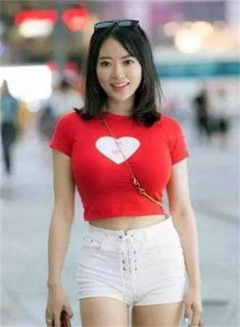 美少抚的哀修小说小依