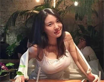 粉菠萝官网地址88888