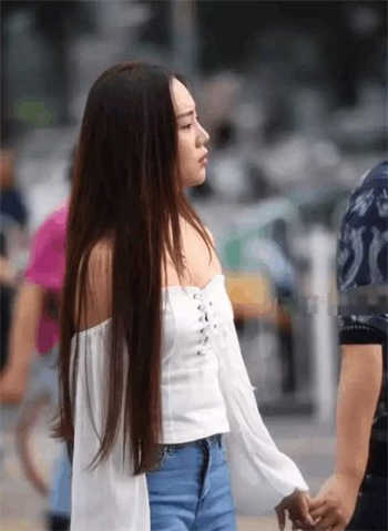 蒂凡尼的早餐小黑裙