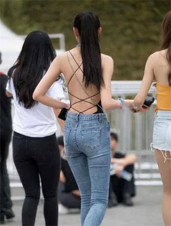 古装四仔桃花扇