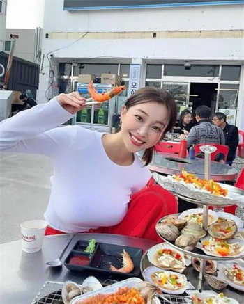 蔷薇后花园乳胶魔毒
