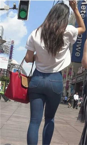 农场主和他的姑娘们