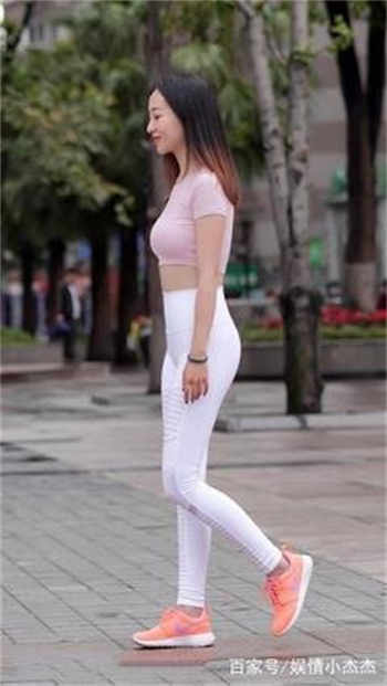 《我老板的妻子》