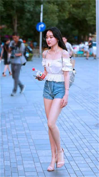 yoyo十万什么梗