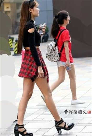 探花女主是在哪里找的