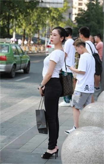 萝球杜樱花